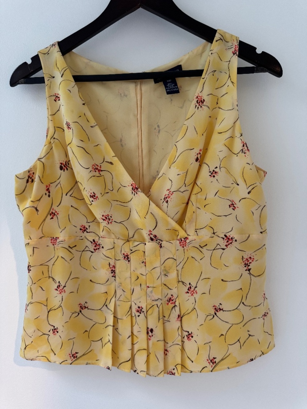 Ann Taylor 2 Piece Flowy feminine ensemble - Picture 2 of 3
